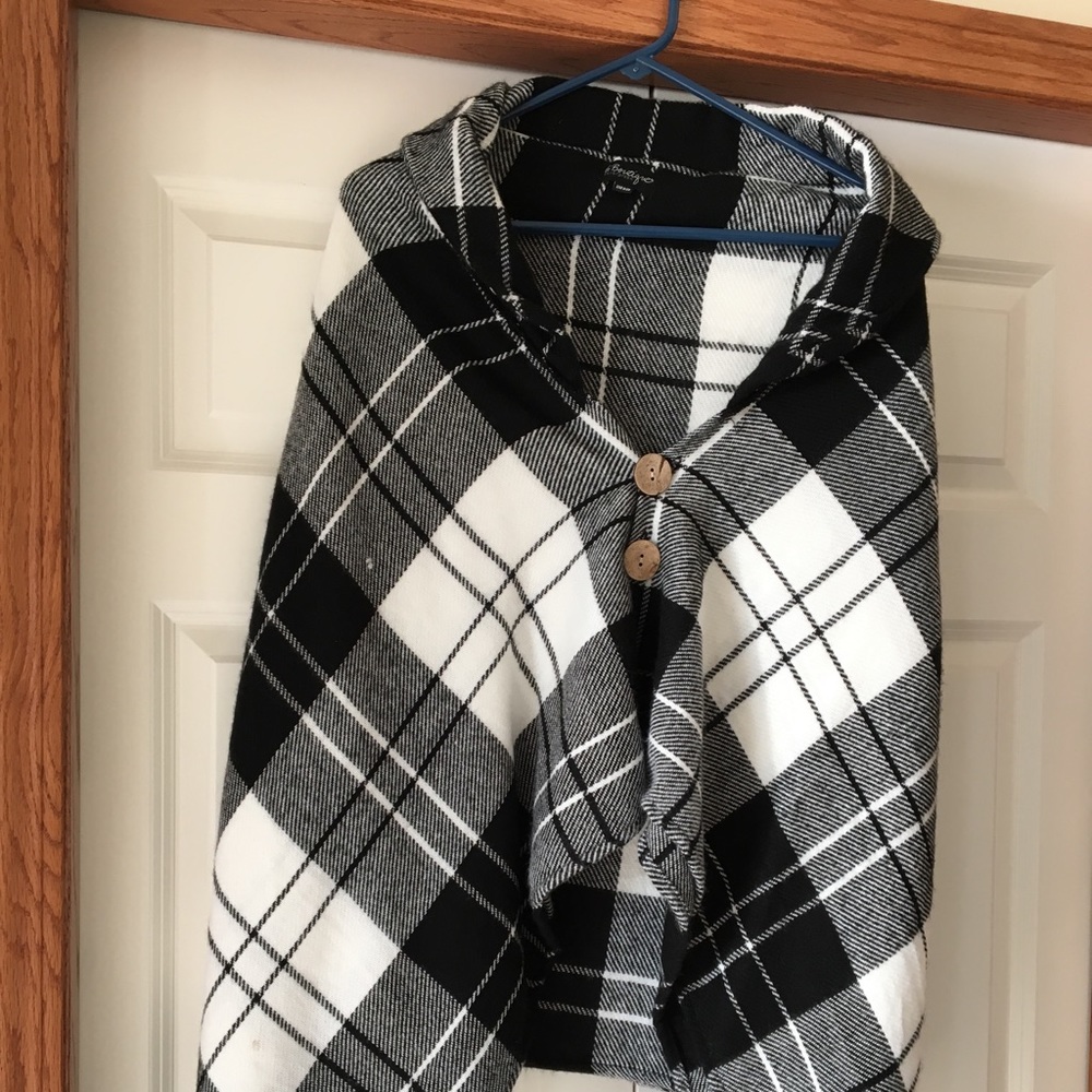 Women’s Poncho